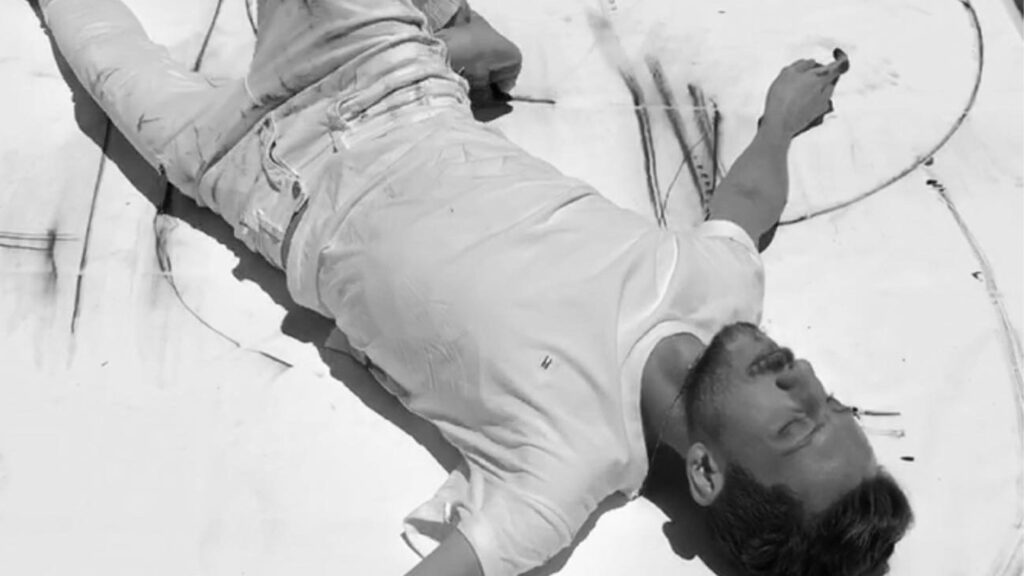 ARTISTA VISUAL E PERFORMER SMEKATZ APRESENTA PERFORMACE NO INSTITUTO INTERNACIONAL JUAREZ MACHADO