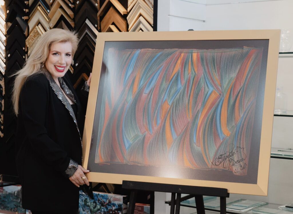 Artista visual estreia nova exposição em Joinville e quer difundir cada vez mais sua arte quântica